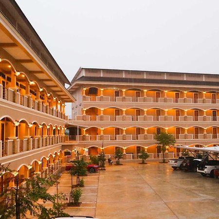 Capital O 75521 Sang Siri Apartment Samut Songkhram Экстерьер фото