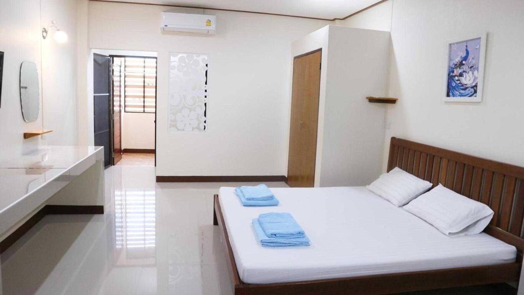 Capital O 75521 Sang Siri Apartment Samut Songkhram Экстерьер фото