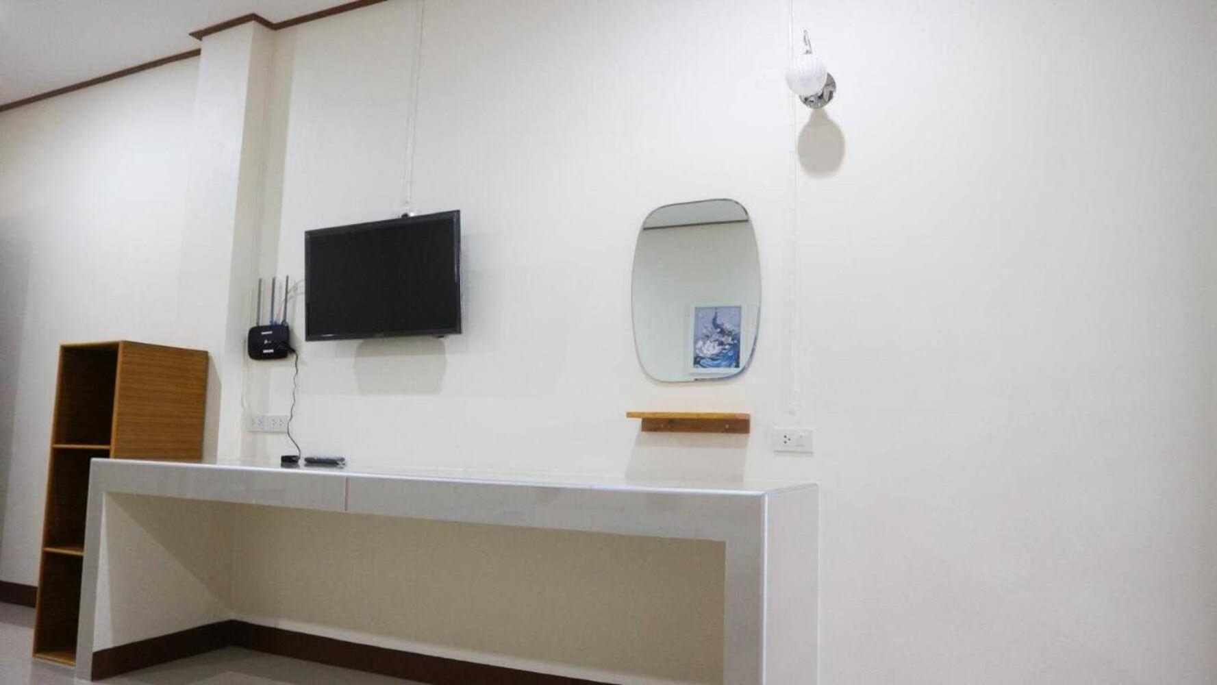 Capital O 75521 Sang Siri Apartment Samut Songkhram Экстерьер фото
