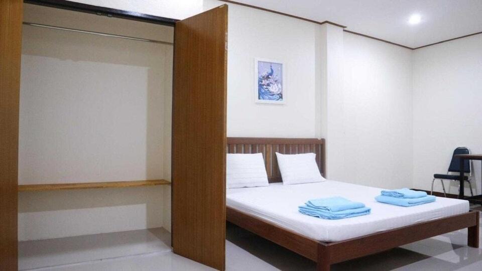 Capital O 75521 Sang Siri Apartment Samut Songkhram Экстерьер фото