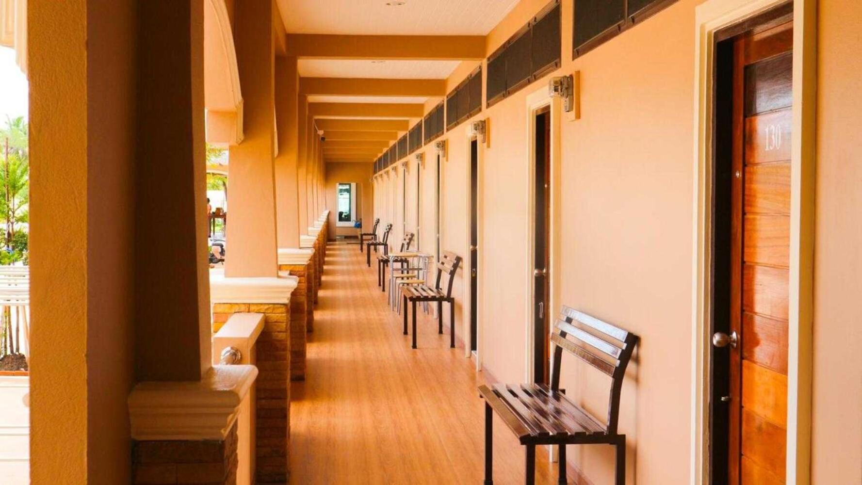Capital O 75521 Sang Siri Apartment Samut Songkhram Экстерьер фото